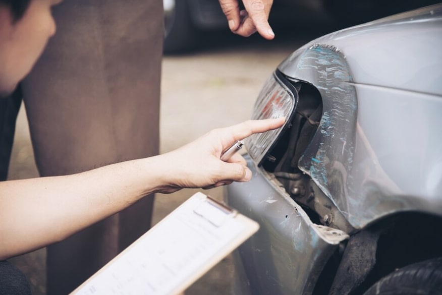 What are the benefits of hiring a car accident lawyer?